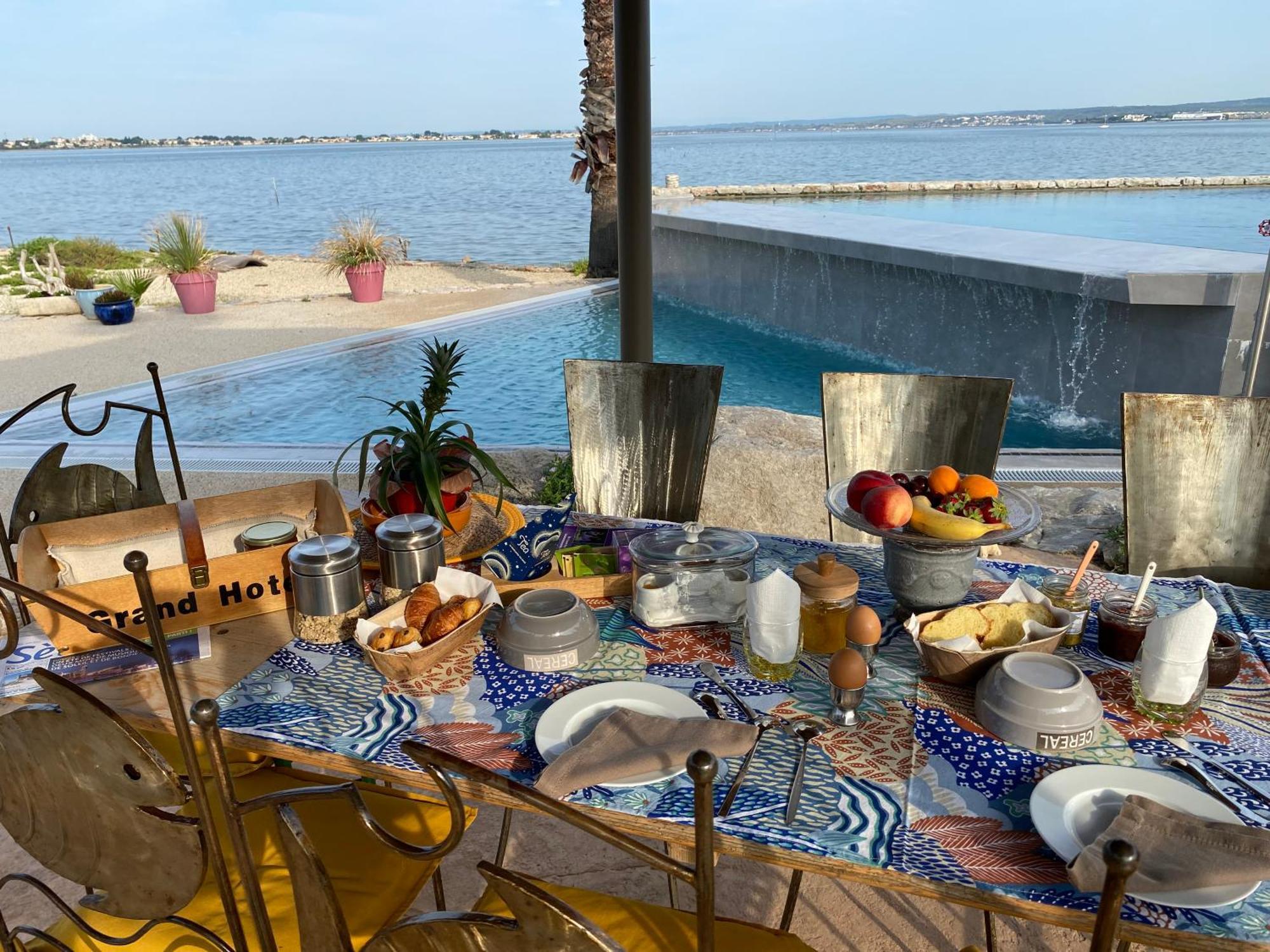 Les Pieds Dans L'Eau Bed & Breakfast Sète Exterior foto